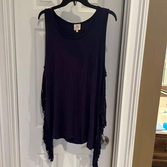 Girls Hayden Navy Sleeveless top with fringe size 13/14 EUC - Picture 1 of 1